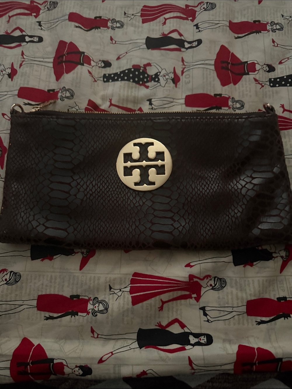 Tory Burch Crossbofy Clutch bag